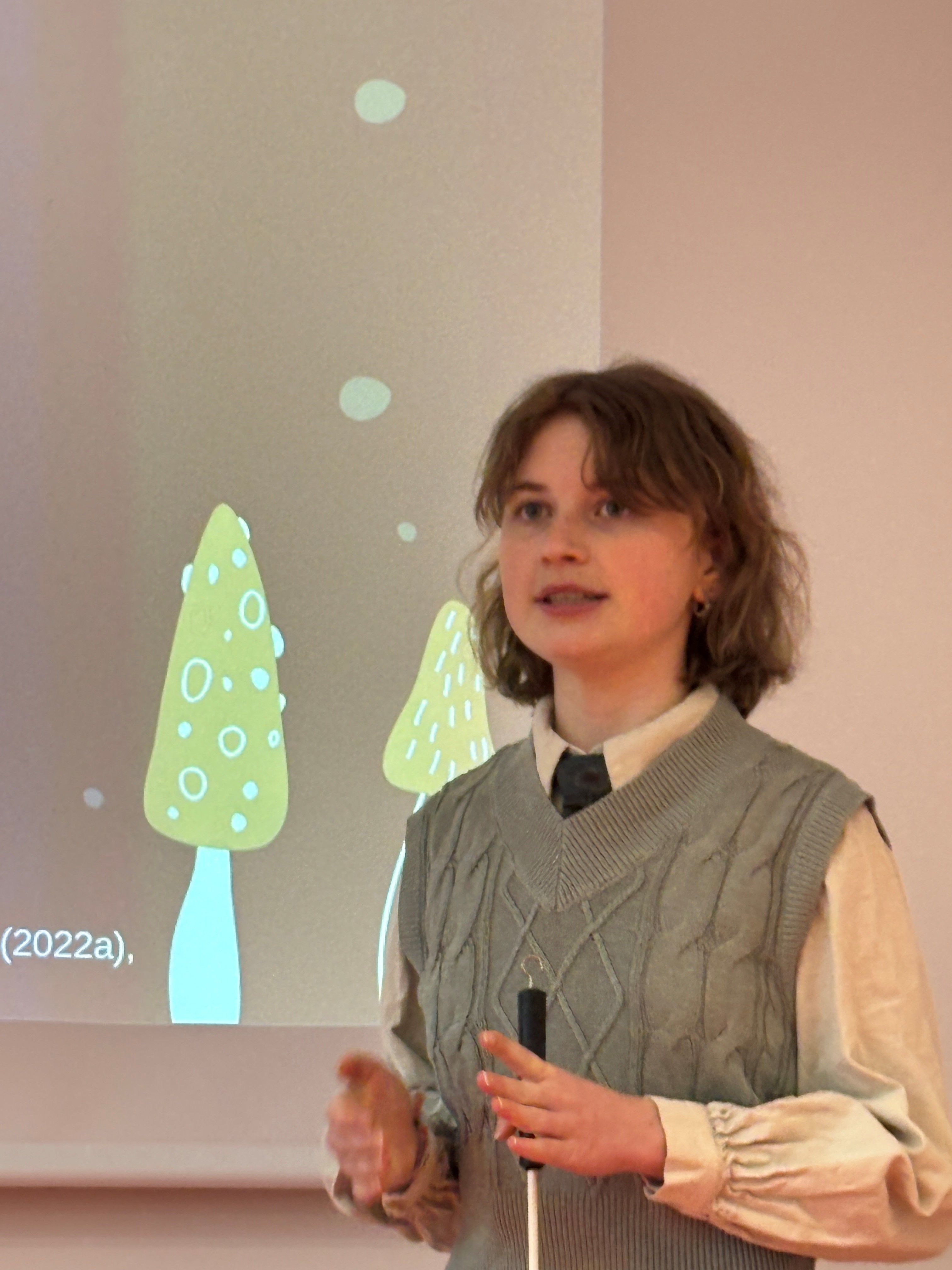 Rosa defends her master thesis